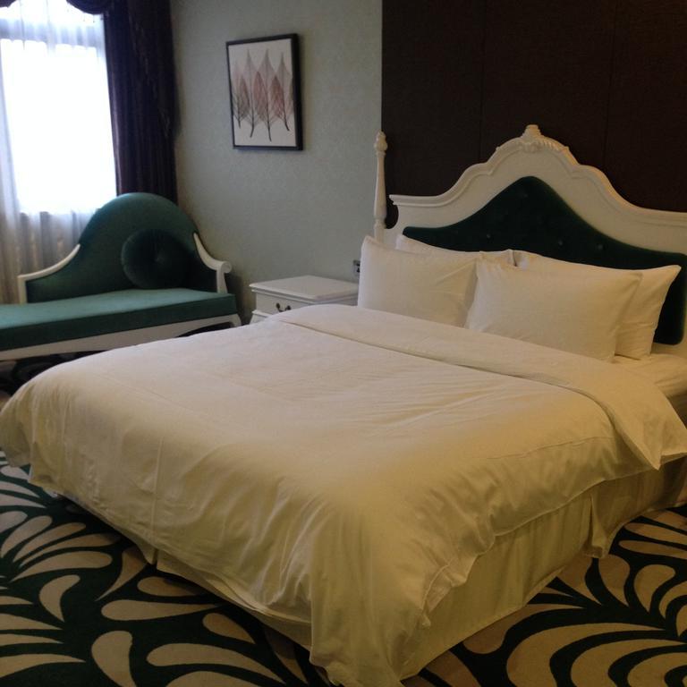 Shidu Purple Yuet Hotel Chongqing Room photo
