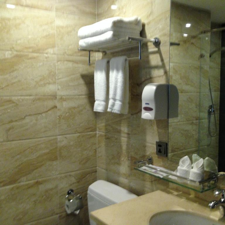 Shidu Purple Yuet Hotel Chongqing Room photo